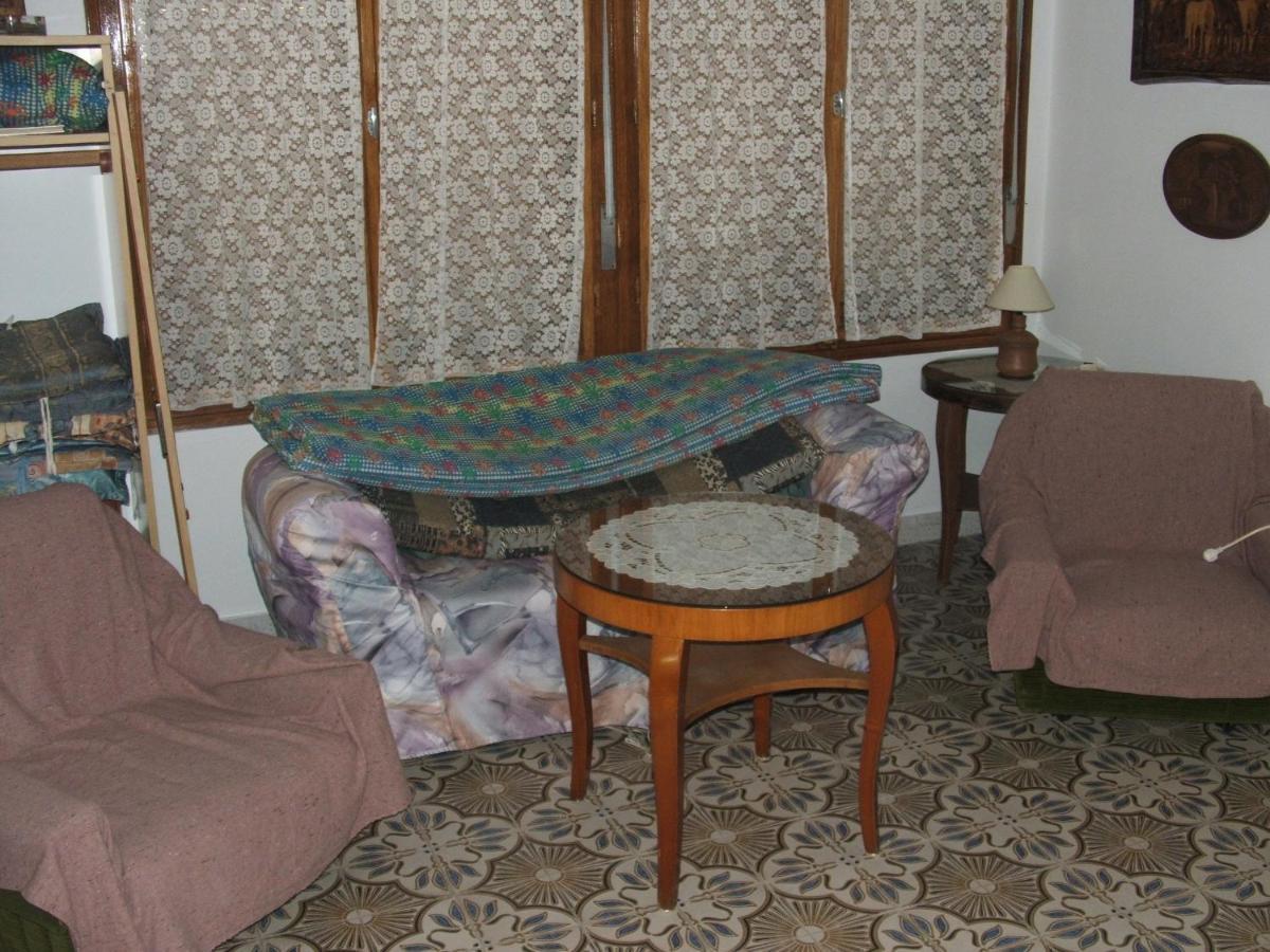 Agancs Vendeghaz Hotel Balatonszárszó Eksteriør billede